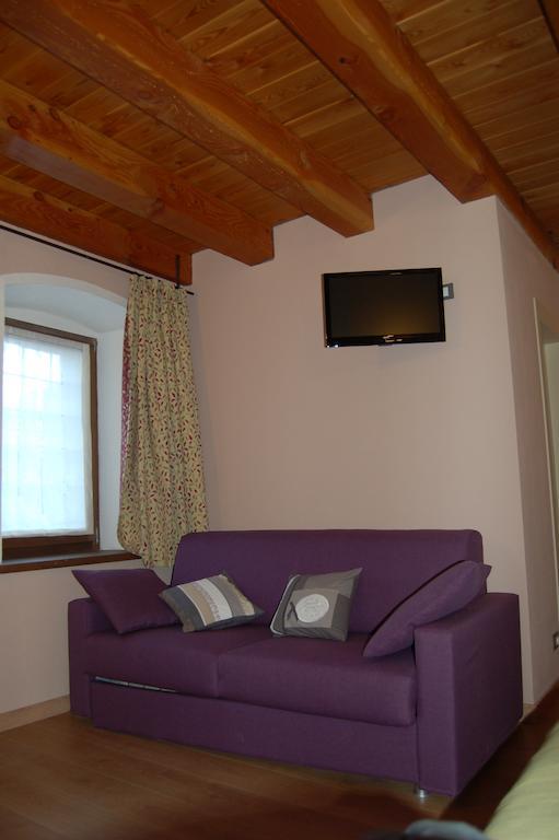 Il Nocciolo Bed and Breakfast Bard Εξωτερικό φωτογραφία
