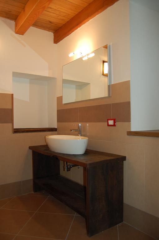 Il Nocciolo Bed and Breakfast Bard Εξωτερικό φωτογραφία