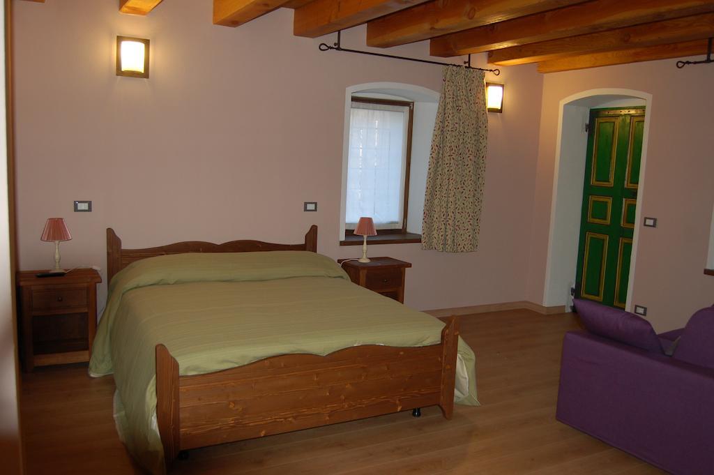 Il Nocciolo Bed and Breakfast Bard Εξωτερικό φωτογραφία